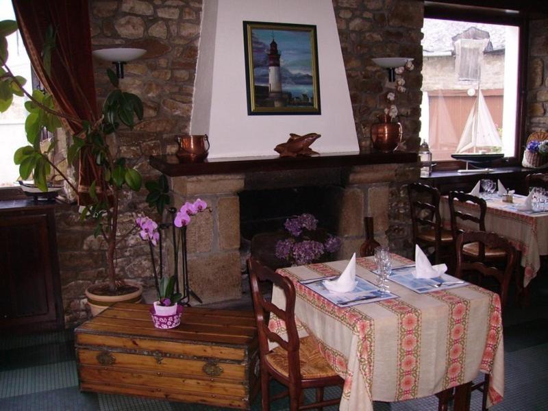 Hotel Du Menhir Locmariaquer Kültér fotó